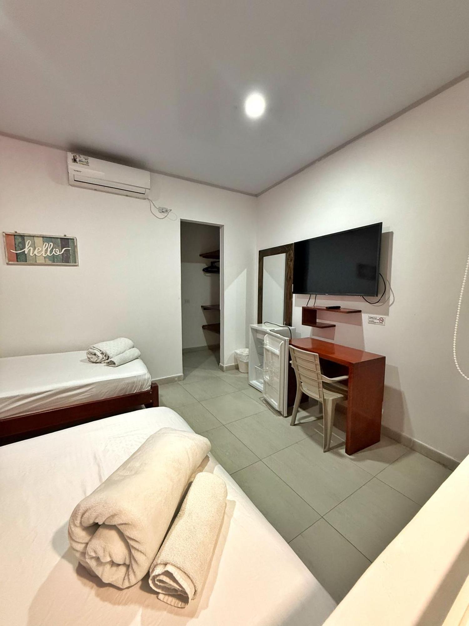 Apartahotel Caribe Diez San Andrés Екстериор снимка