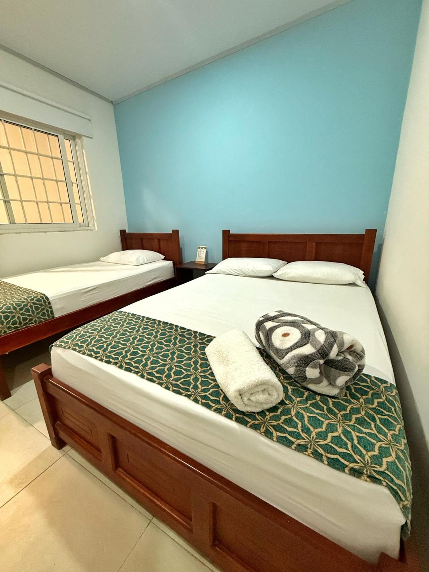 Apartahotel Caribe Diez San Andrés Екстериор снимка