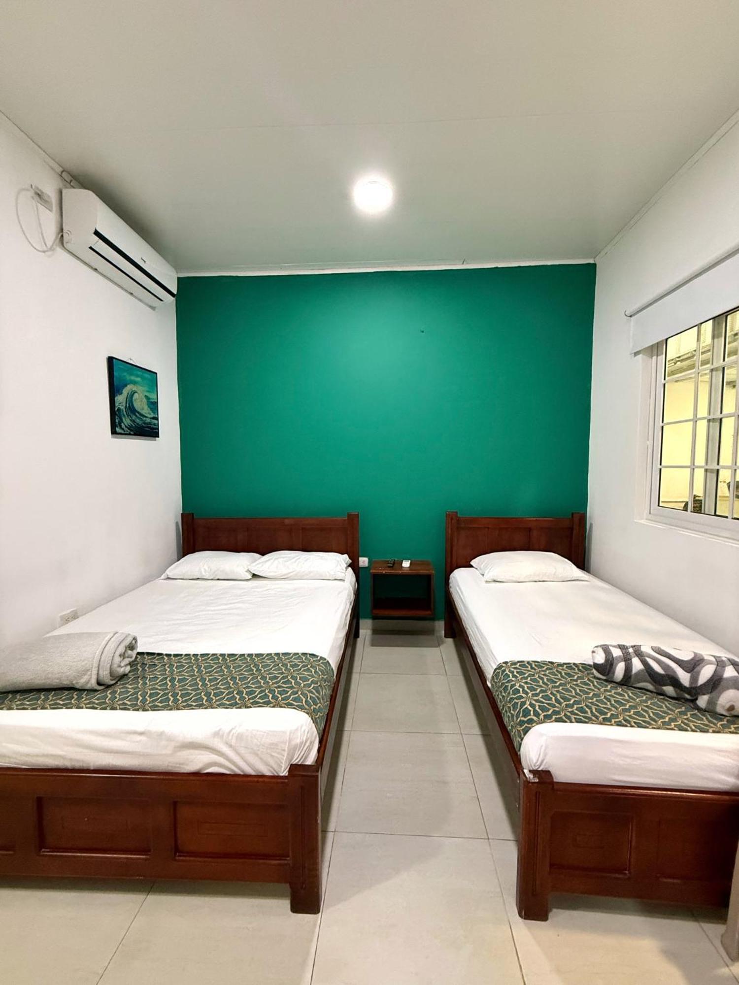 Apartahotel Caribe Diez San Andrés Екстериор снимка