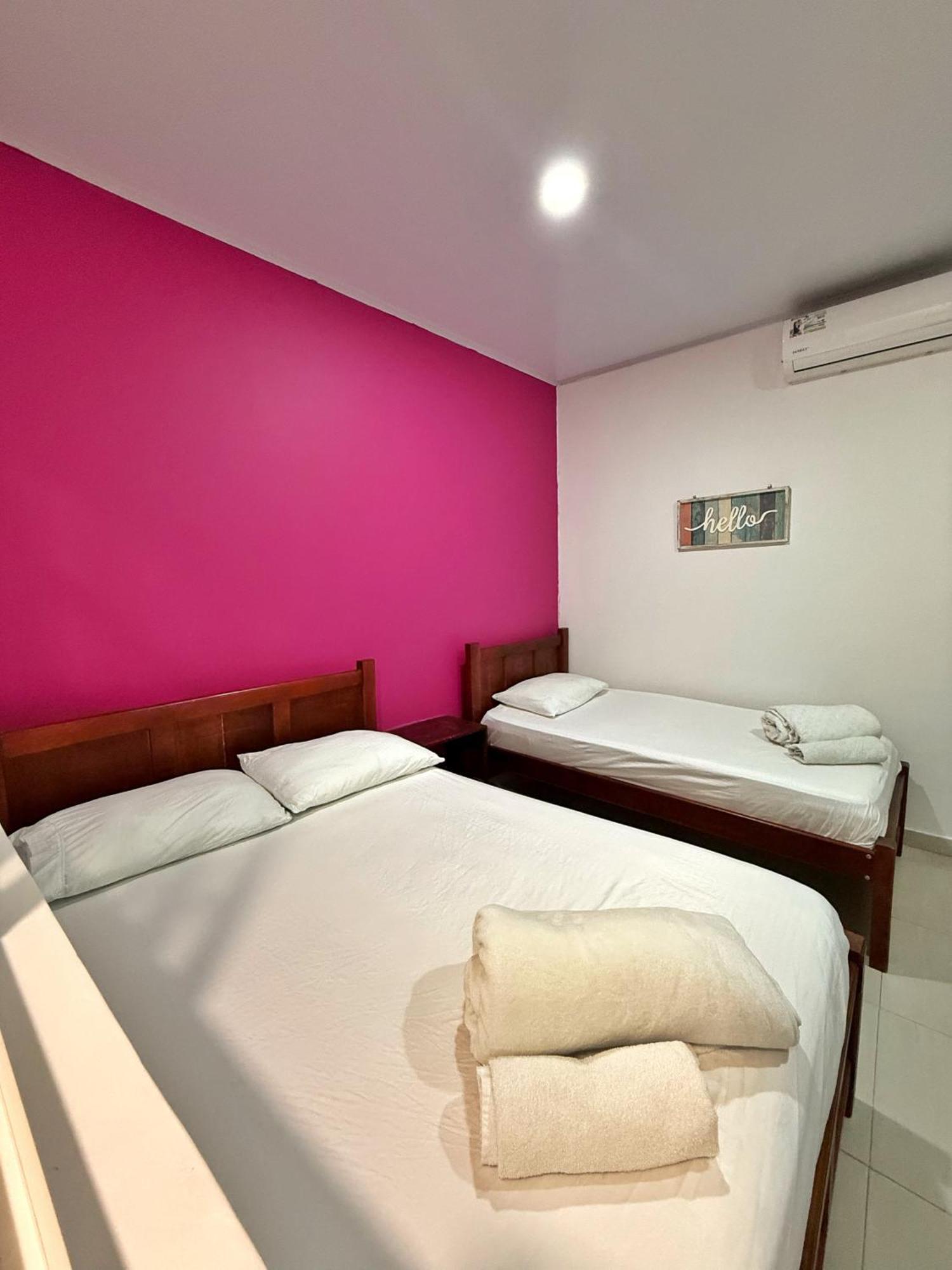 Apartahotel Caribe Diez San Andrés Екстериор снимка